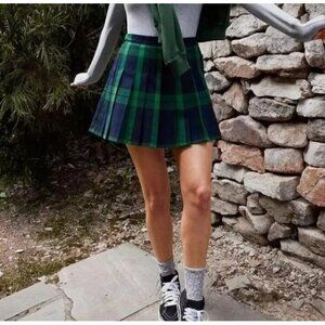 Aerie NWT Pleated Plaid School Girl Pleated Mini Skirt in Green Blue  Size Large